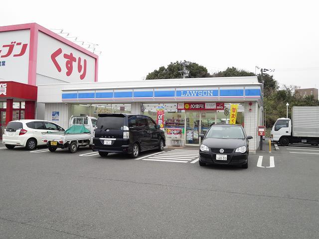 コンビニ　ローソン（コンビニ）まで400m