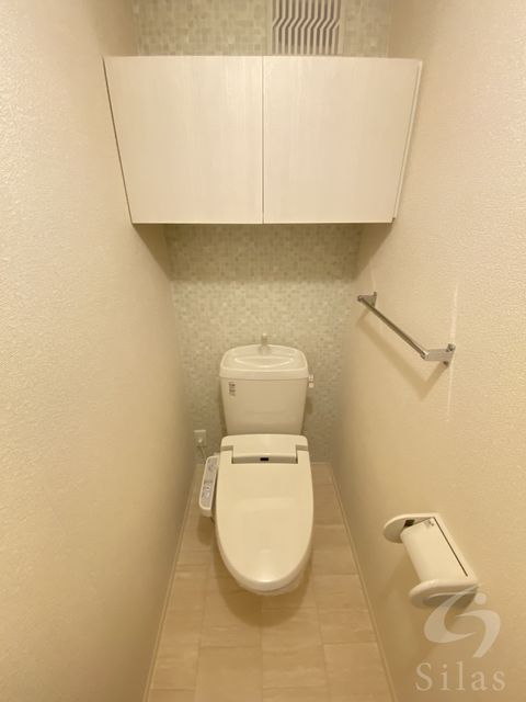 トイレ　反転タイプ