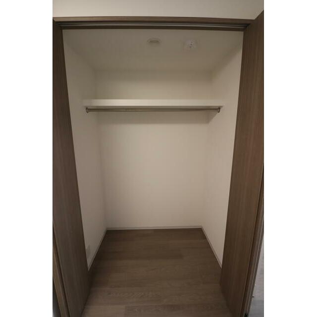収納　※同物件他号室の写真となり、室内フローリング等配色が異なりま