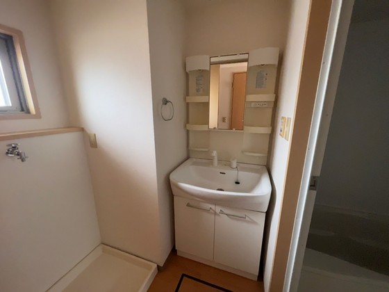 洗面設備　※他のお部屋の写真です。