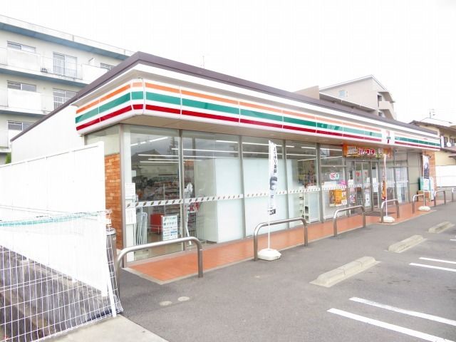 コンビニ　セブンイレブン桑原6丁目店様（コンビニ）まで450m