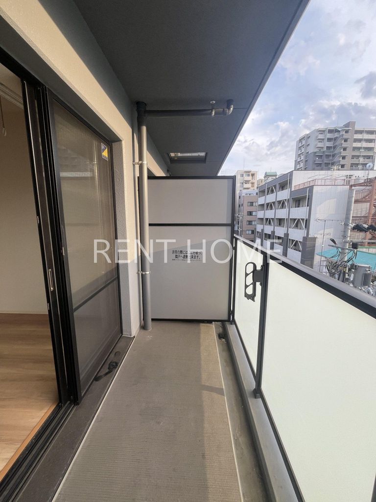 バルコニー　他部屋の写真使用