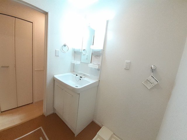 洗面設備　洗面所です