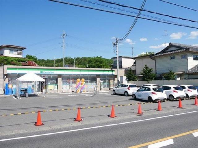 コンビニ　ファミリーマート大津稲津一丁目店（コンビニ）まで630m