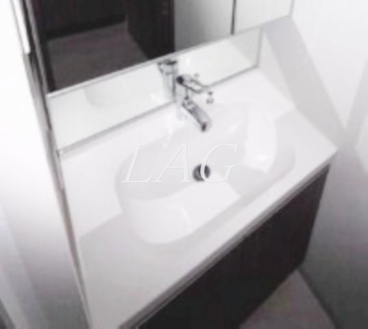 洗面設備　独立洗面台です。