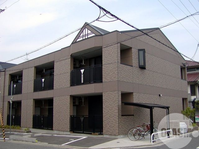 駐車場　敷地内駐車場あり