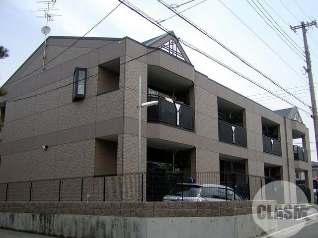 建物外観　住環境良好です♪