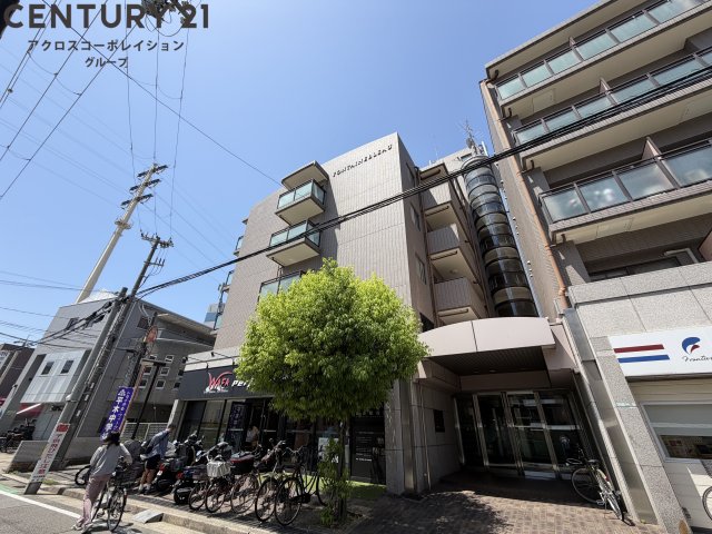 建物外観　オートロック付きです☆