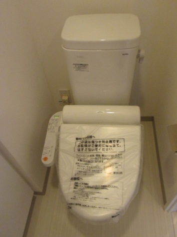 トイレ　※室内参考画像