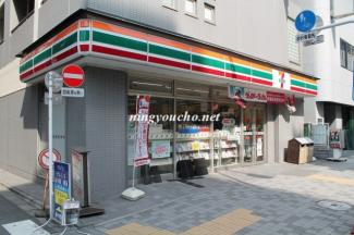 コンビニ　セブンイレブン日本橋久松町店（コンビニ）まで164m