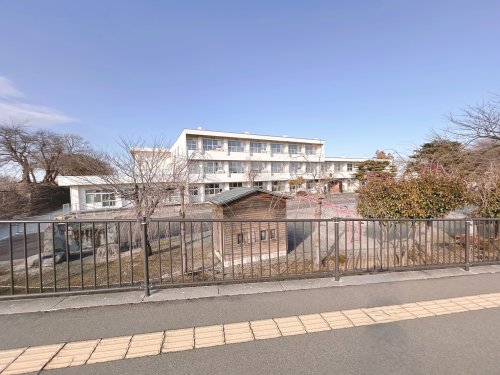 小学校　花巻市立桜台小学校（小学校）まで1312m