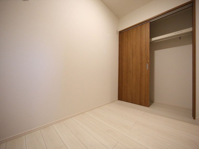 その他　洋室3帖　クローゼット付（収納充実してます）