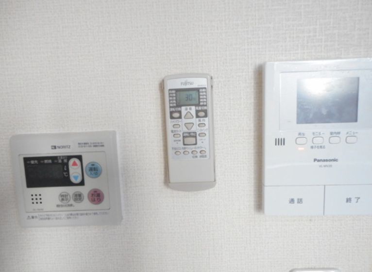 セキュリティ　TVモニター付インターホン☆(同一仕様写真）