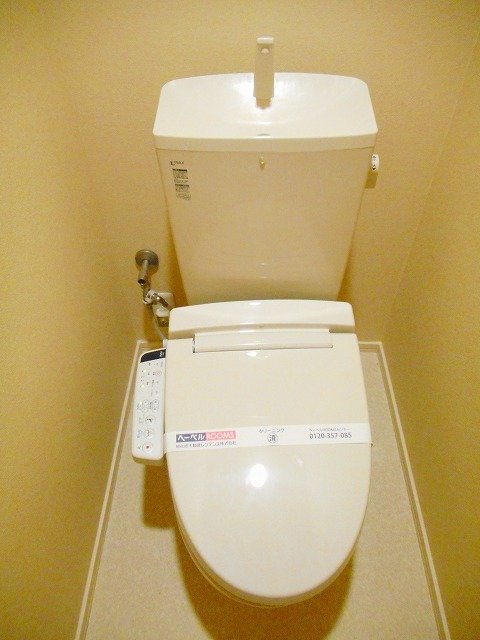 トイレ　シャワートイレ