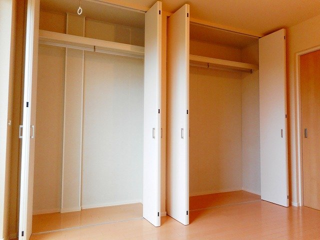 収納　クローゼット