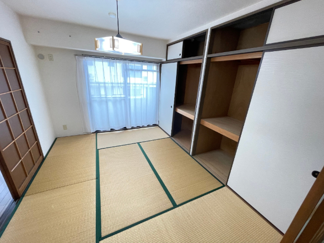 収納　和室と押し入れ