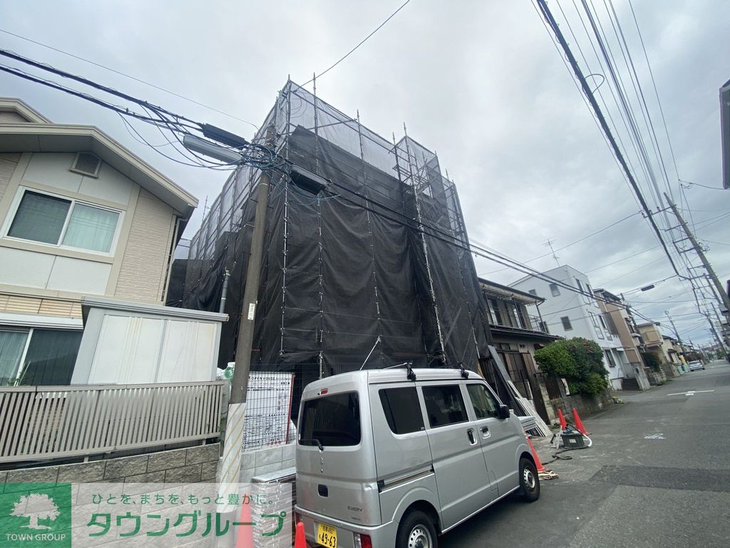建物外観　駐車場