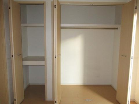 収納　クローゼット