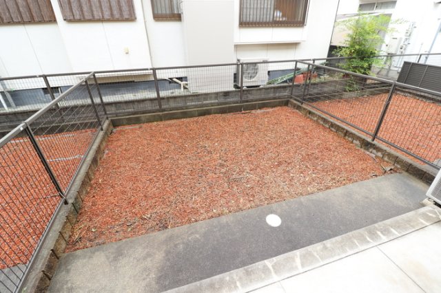 庭　専用庭