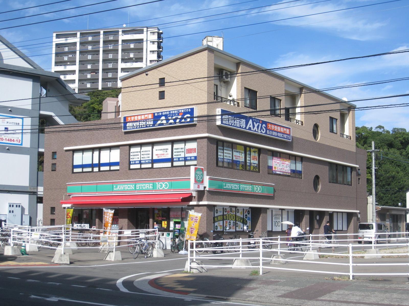 コンビニ　100円ローソン（コンビニ）まで134m