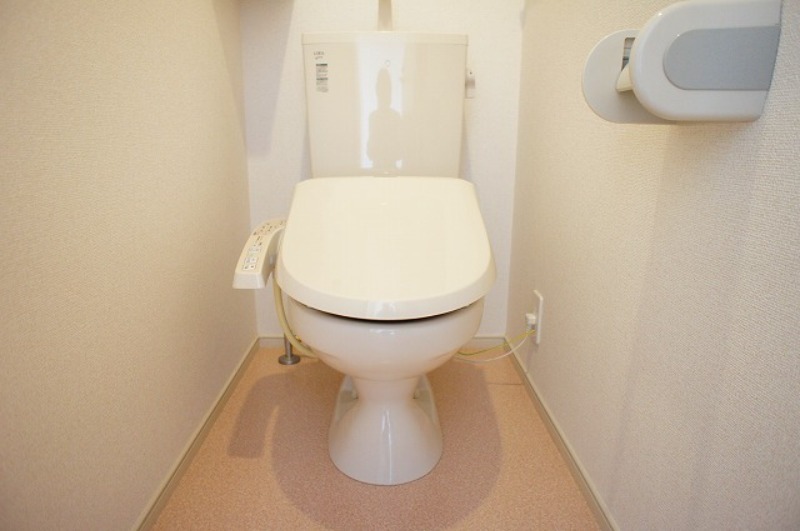 トイレ　図面と現状に相違がある場合には現状を優先