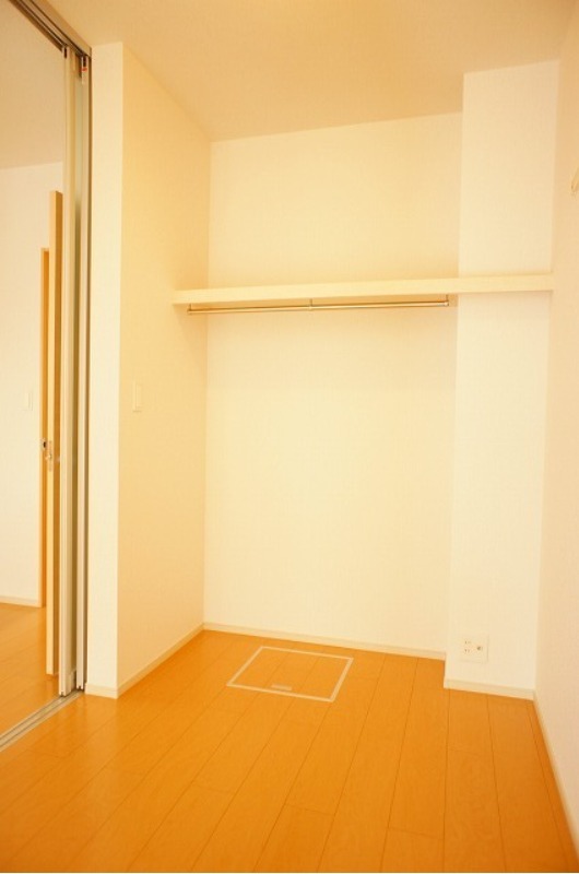 収納　図面と現状に相違がある場合には現状を優先