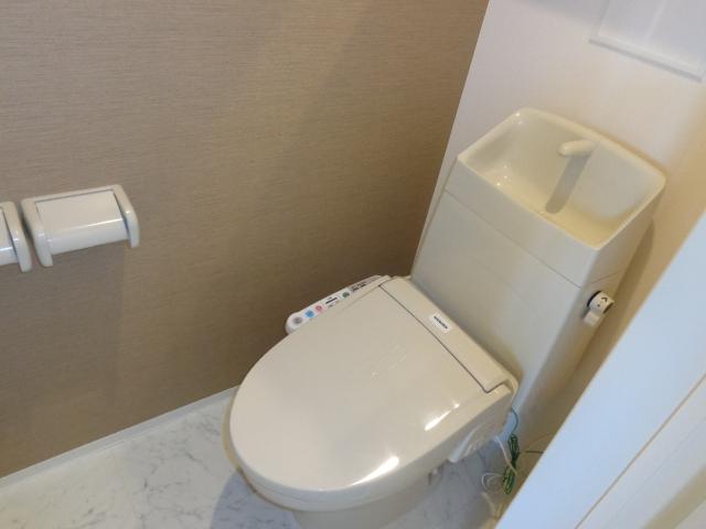 トイレ　シャワー付トイレ