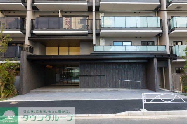 エントランス　外観