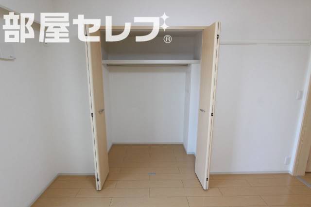 収納　大きめのクローゼットです