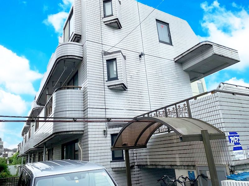 建物外観　閑静な住宅街に立地しております。