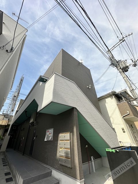 建物外観　スタイリッシュな建物です＾＾