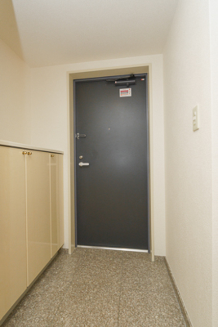 玄関　※写真は同タイプ住戸です。