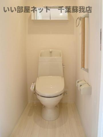 トイレ　清潔感のあるトイレです