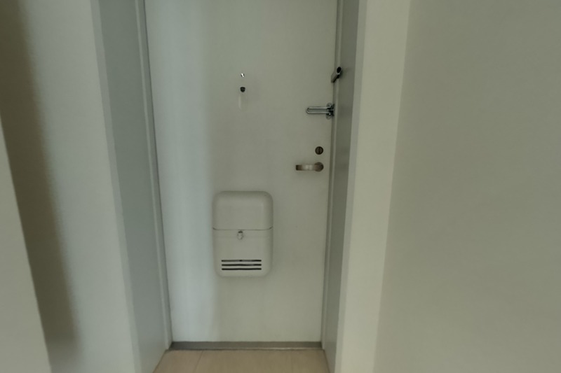 玄関　現況優先