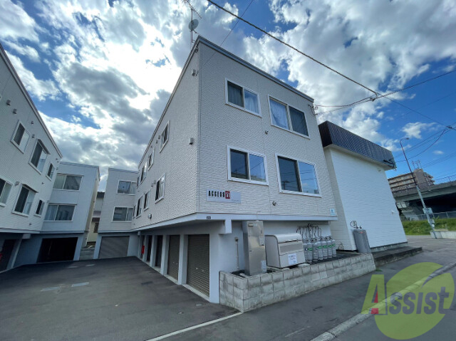 建物外観　札幌市東区北５１条東「ＡＣＣＥＳＳ５１」