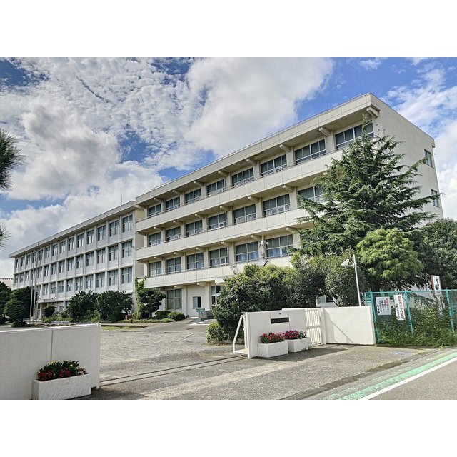 小学校　綾瀬市立　落合小学校（小学校）まで800m