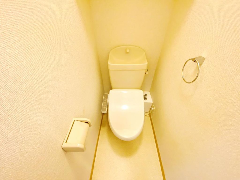 トイレ　※同物件別部屋写真※