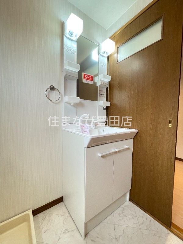 洗面設備　同型別部屋写真