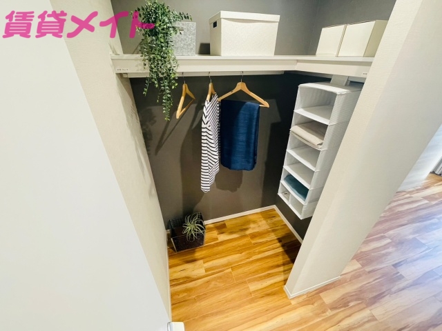 収納　家具・その他用品についてはサンプルになります。
