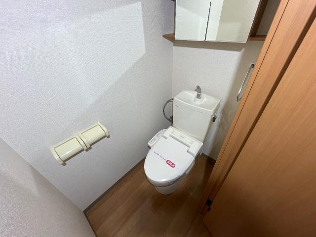 トイレ　シャワー付トイレ