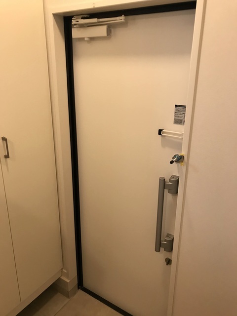 玄関　～別棟参考写真～