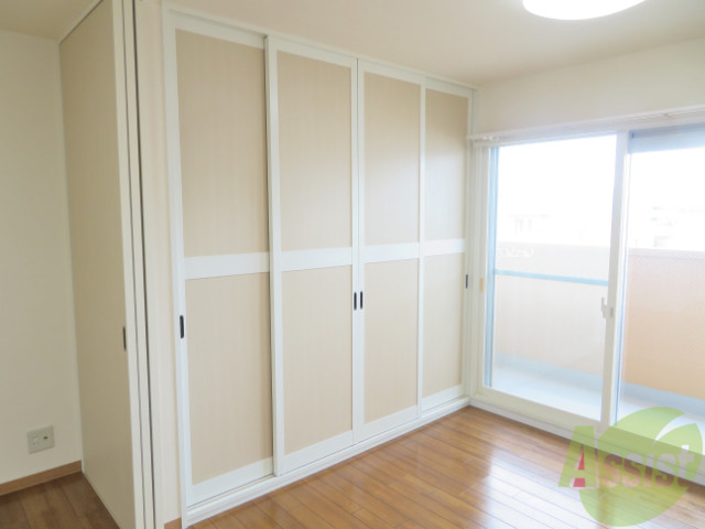 収納　クローゼットがありますので、お洋服や荷物はここへ。
