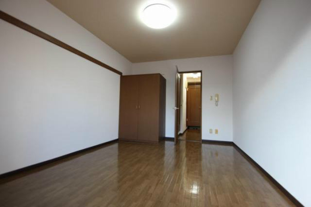 居室・リビング　※現況優先