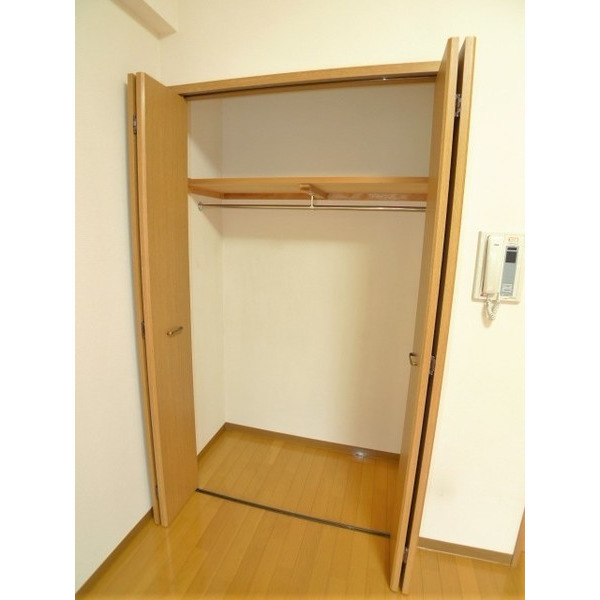収納　クローゼット