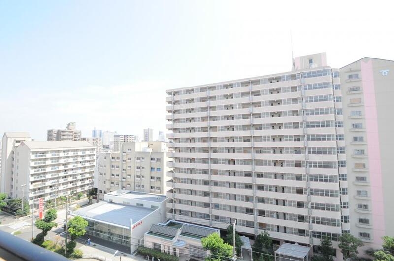 眺望　空が広く見えるバルコニーはうれしいですね。