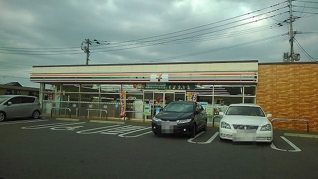 コンビニ　セブンイレブン（コンビニ）まで1100m