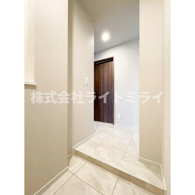 玄関　?