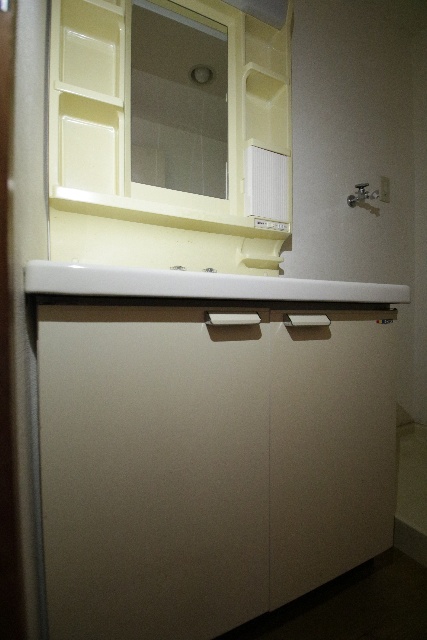 洗面設備　同建物内別室の写真です。※現況優先