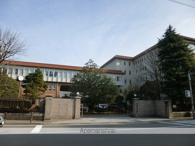 高校・高専　石川県立金沢泉丘高校（高校・高専）まで244m