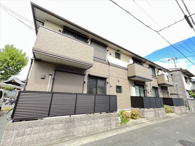 建物外観　南向き・インターネット無料